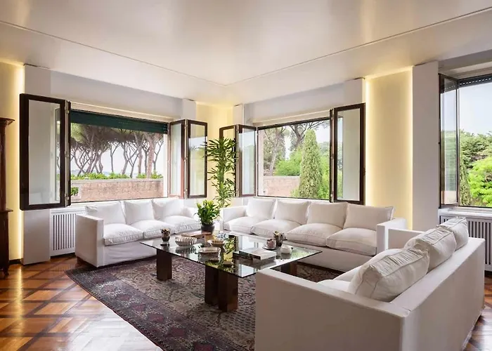 Orange Tree Apartment *